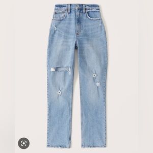 Abercrombie Curve Love 90s Ultra High Rise Straight Jeans